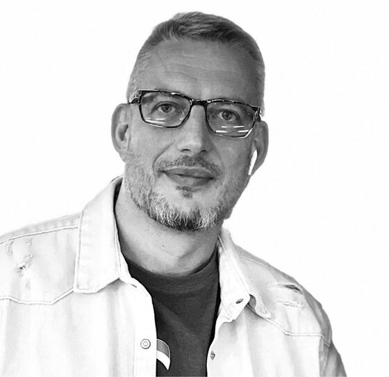 Dr. Roman Lazarev
